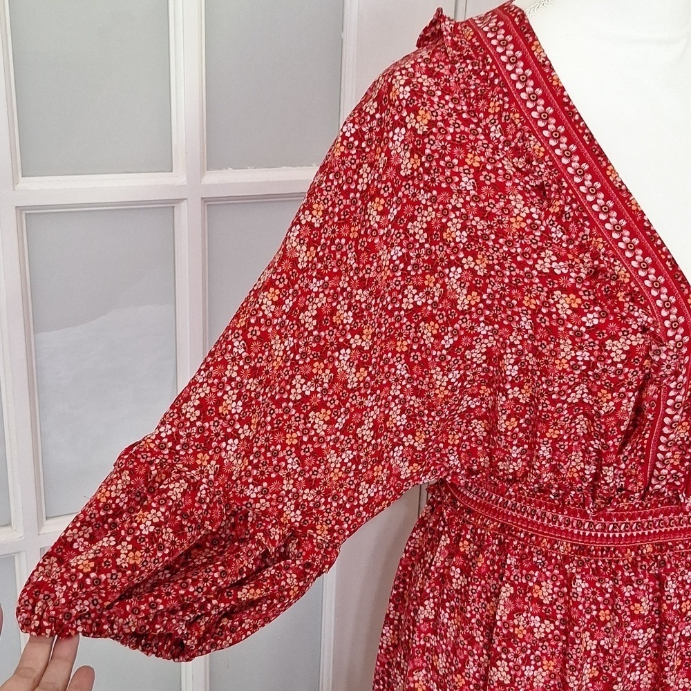 Max Studio Floral V-neck Midi Dress with Balloon Sleeves - Picture 5 of 15